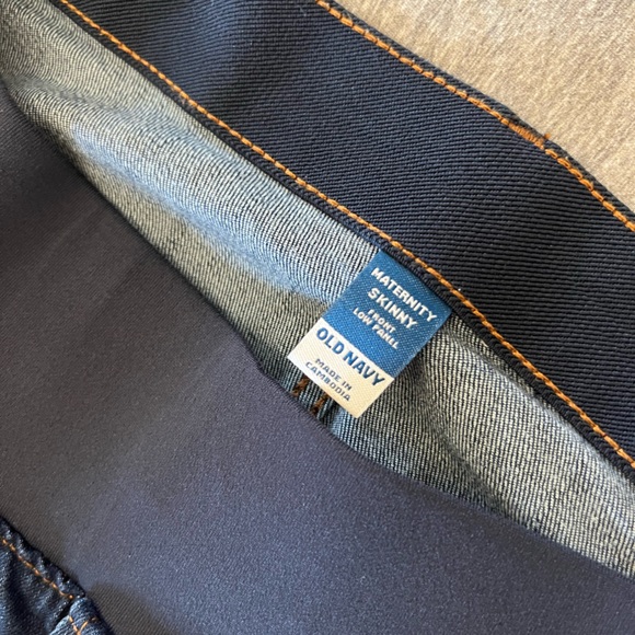 Old Navy Maternity Jeans - Picture 2 of 3